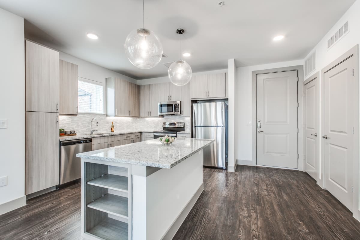 Wylder Square Apartments in Carrollton, TX